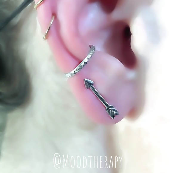 1PC 925 Sterling Silver Arrow Ear Crawler Climber Pin Sweep Earring Ear Cuff - Picture 2 of 9